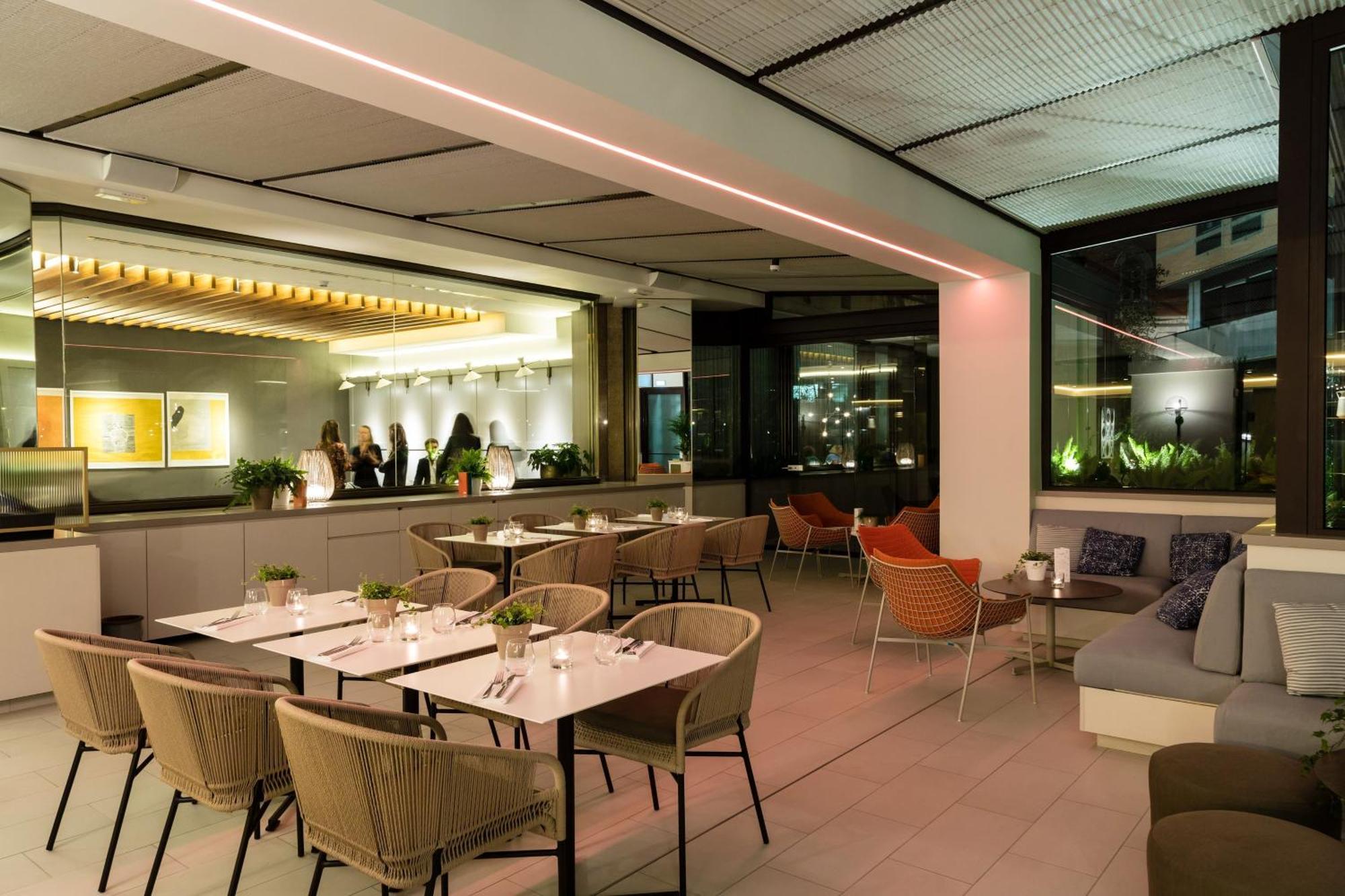 Le Meridien Visconti Рим Экстерьер фото
